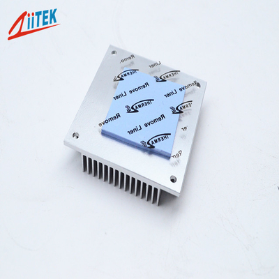 3.9 MHz 2.5mm nhiệt tản nhiệt đệm silicone cho đèn LED