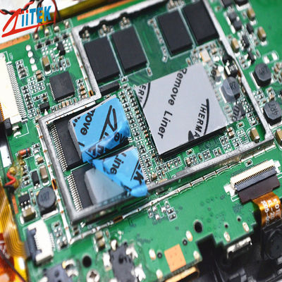 Miếng đệm nhiệt tùy chỉnh 2W Tấm cách nhiệt lấp đầy khe hở nhiệt Miếng silicon cho LED CPU GPU MOS Độ dày 0.5mmT