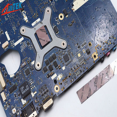 Phần cứng viễn thông Garnet Đệm tản nhiệt Silicon 6,2 W Dày tự nhiên Độ dày 0,25-5,08mm