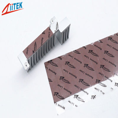 Phần cứng viễn thông Garnet Đệm tản nhiệt Silicon 6,2 W Dày tự nhiên Độ dày 0,25-5,08mm