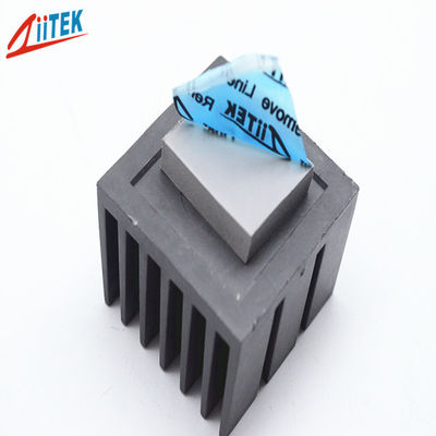 2022 Nhà máy Trung Quốc màu xám 2,3 g / cc dẫn nhiệt pad-độ dẫn điện 40 đến 160 ℃ 1,5W cho thẻ hiển thị